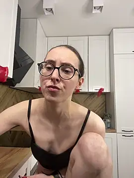 Chat +18 de MartiniiSelenna ao vivo