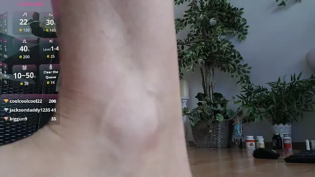 Squirtmania live XXX chat