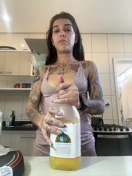 Nikatsu's Live XXX Chat