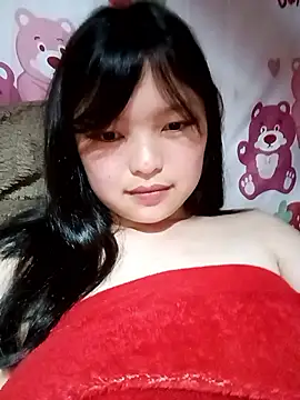 XoiXoi232 Chat XXX in diretta