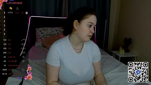 Chat +18 de HelenHartt ao vivo