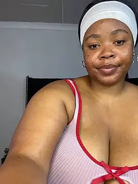 XXX chat uživo modela LunaCovenn