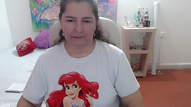 leonela_69 网络视讯表演