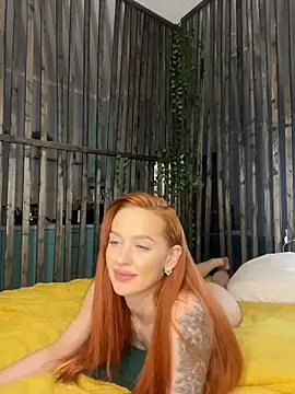 LittleFox___ Chat XXX in diretta