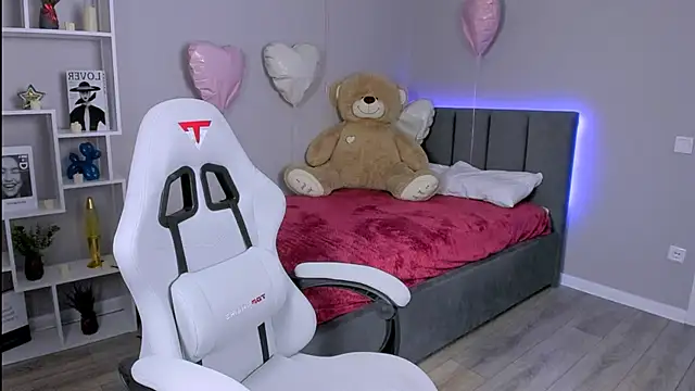 MichelleOrtis Adlı Modelin Canlı XXX Sohbeti