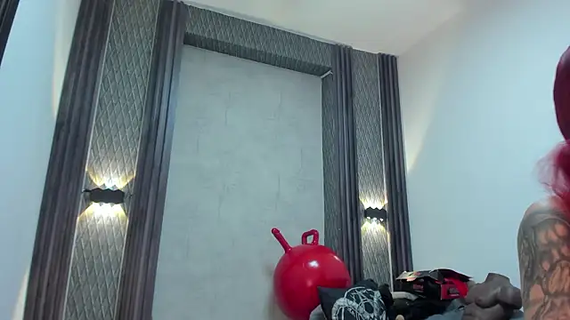 Chatroom XXX en direct de selene_red_