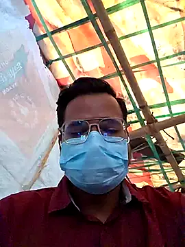 HunterHulk Show in webcam