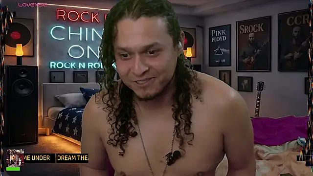 chino_roz Webcam-Show