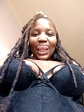 ThaBundaa Adlı Modelin Canlı XXX Sohbeti