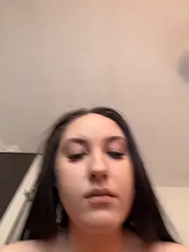 Lucy_doll22's Live XXX Chat