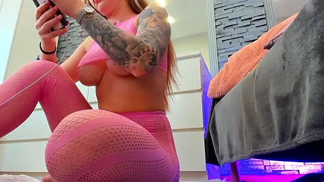 Reina_Cummings 라이브 XXX 채팅