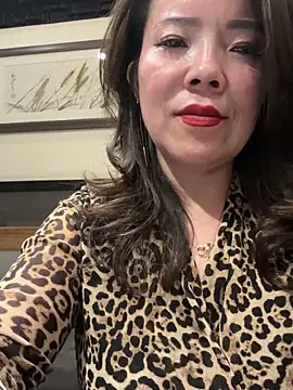 anna_kk Adlı Modelin Canlı XXX Sohbeti