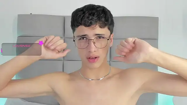 JoshClaarktt webkamerás műsora