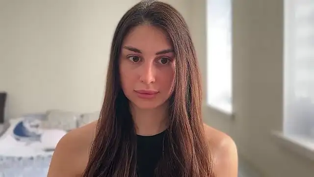 LiluMartiznir Adlı Modelin Canlı XXX Sohbeti