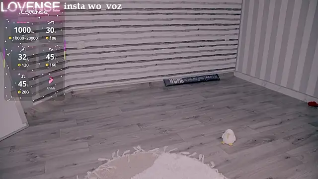 Careful_i_bite live XXX chat