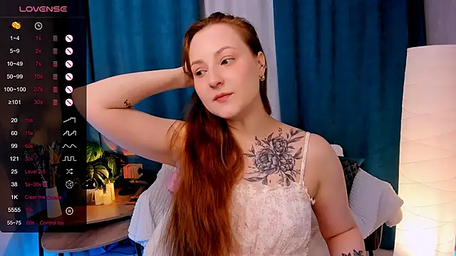 Chat +18 de velvet_cherry_ ao vivo