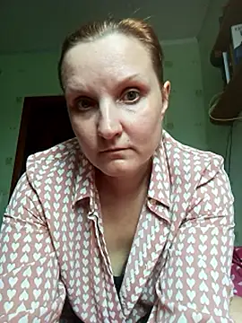 SusanGold9211n Webbikameraesitys