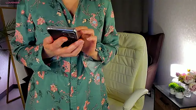 Онлайн чат XXX LeticiaRomano