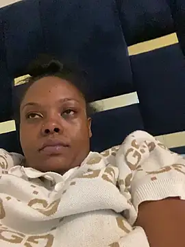 Dellah27 Live XXX-Chat