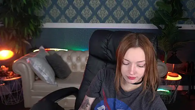 FoxyMayy live XXX chat