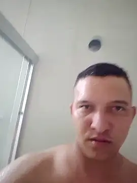 Leannel26 Webcam show