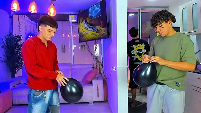 Živý XXX chat Houseofwarrios