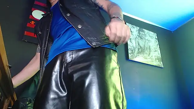 Chat XXX en directo de Dicaprioo_