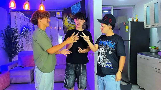 Houseofwarrios Live XXX Chat