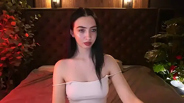 WildKittenX_ Live XXX Chat