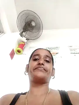 Baby_P Chat XXX in diretta