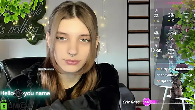 CherryBloom777 即時 XXX 聊天