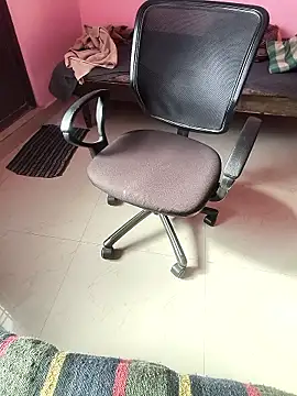 Chat +18 de Tamil-riya ao vivo