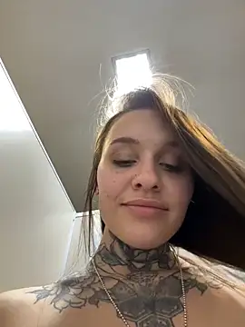 KishaMur 现场XXX聊天