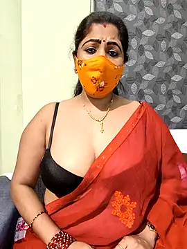 Poly_bhabiのライブXXXチャット