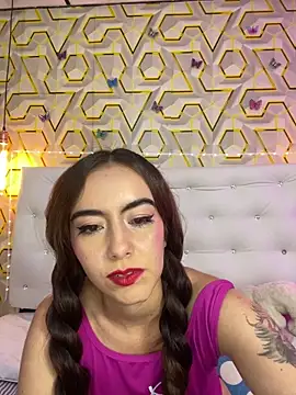 MelanyyJhonson15's Live XXX Chat