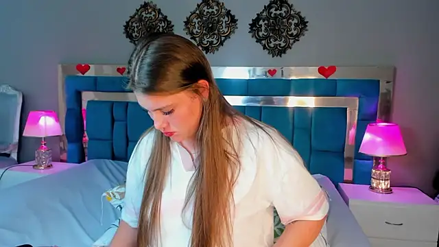 LiiaVelvet Chat XXX live