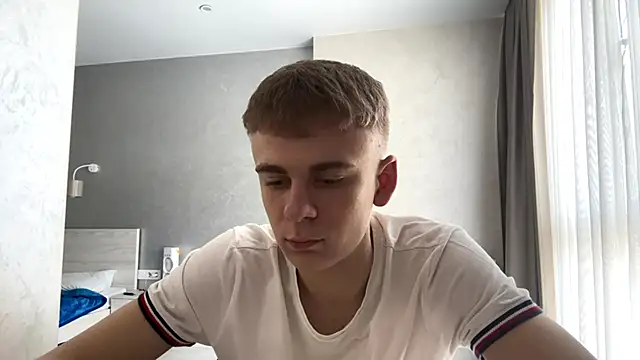 SoloFury live XXX chat