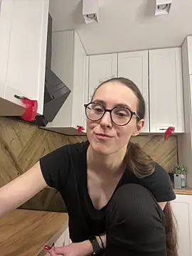 Show modela MartiniiSelenna na web-kameri