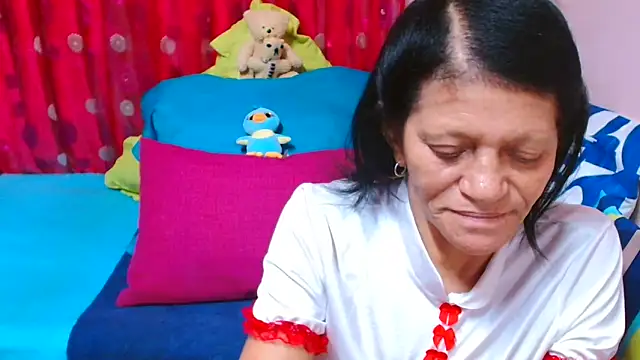 Živý XXX chat SLUTTYROXY