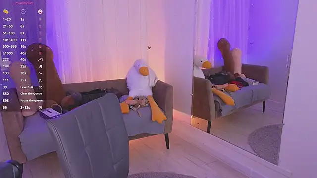 Онлайн чат XXX Mira_Falls