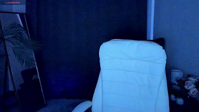 LeticiaRomano – Naživo XXX chat