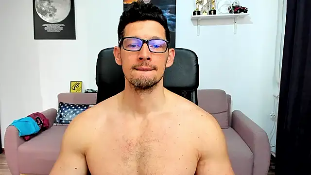 BrutusK08のライブXXXチャット