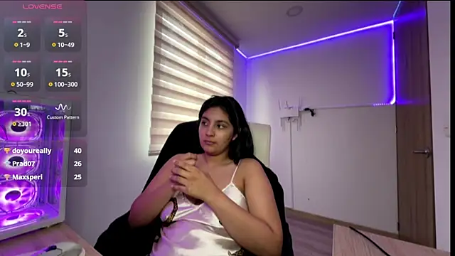 XXX chat uživo modela cloe_small