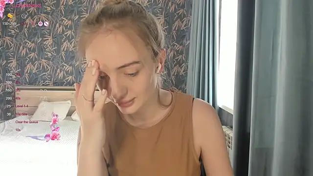 XXX chat uživo modela A_delina