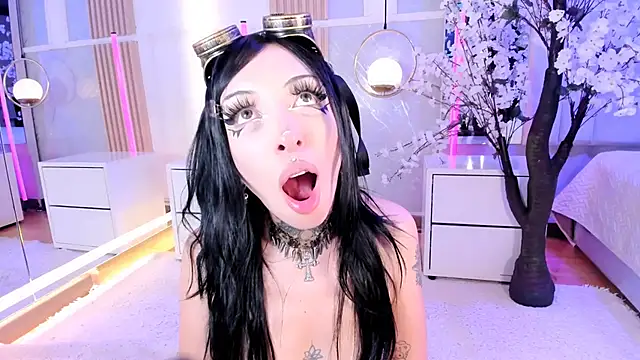 Czat XXX na żywo – SalemBlackrose