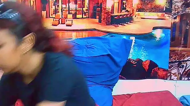 IndianSexyButt Adlı Modelin Canlı XXX Sohbeti