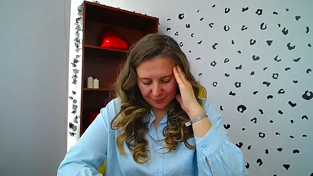 NionellyのライブXXXチャット