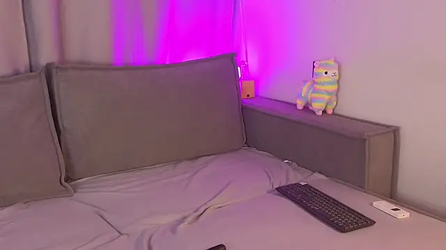 LisanBrown Adlı Modelin Canlı XXX Sohbeti