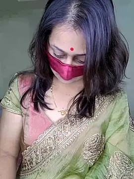 WetDollX Show in webcam