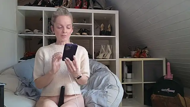 SabdeluxeのライブXXXチャット